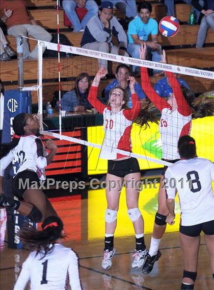Thumbnail 3 in Albany vs. Cathedral Catholic (CIF State D3 Final) photogallery.
