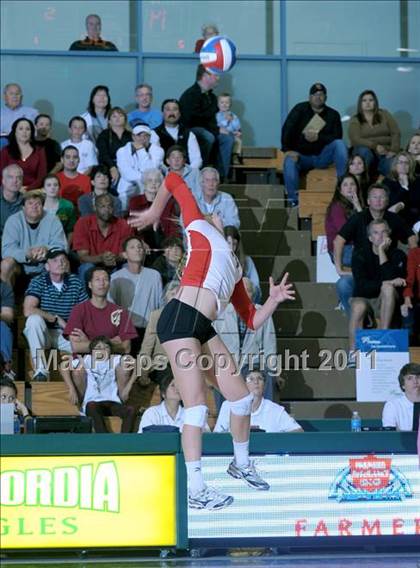 Thumbnail 2 in Albany vs. Cathedral Catholic (CIF State D3 Final) photogallery.