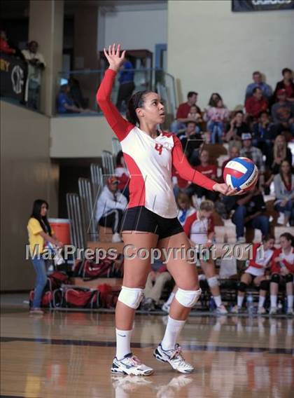Thumbnail 2 in Albany vs. Cathedral Catholic (CIF State D3 Final) photogallery.