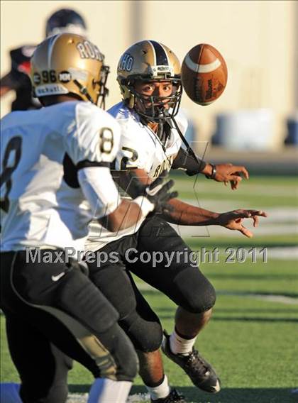 Thumbnail 3 in Ryan vs. Rider (4A Division 1 Region 1 Quarterfinals) photogallery.