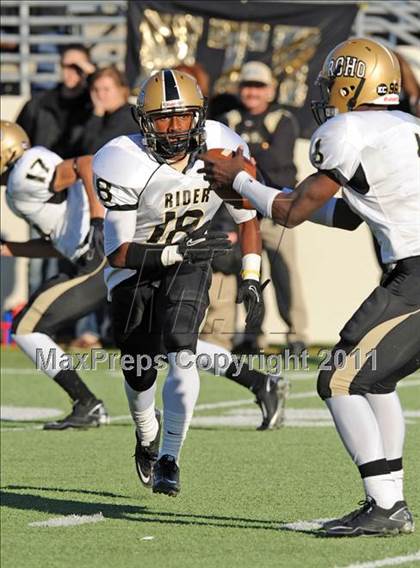 Thumbnail 2 in Ryan vs. Rider (4A Division 1 Region 1 Quarterfinals) photogallery.