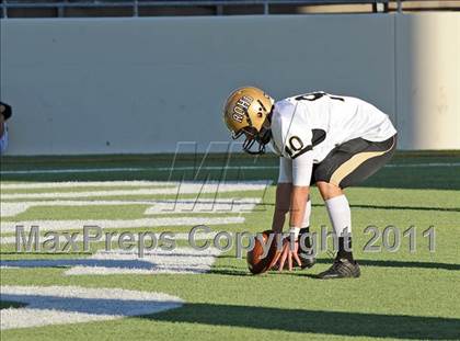 Thumbnail 2 in Ryan vs. Rider (4A Division 1 Region 1 Quarterfinals) photogallery.