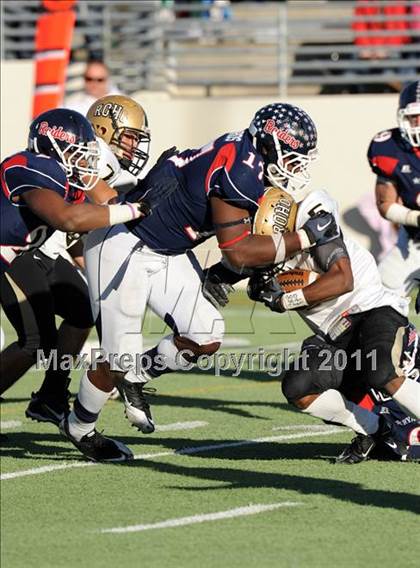 Thumbnail 1 in Ryan vs. Rider (4A Division 1 Region 1 Quarterfinals) photogallery.