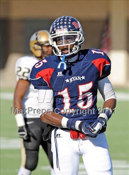 Thumbnail 1 in Ryan vs. Rider (4A Division 1 Region 1 Quarterfinals) photogallery.