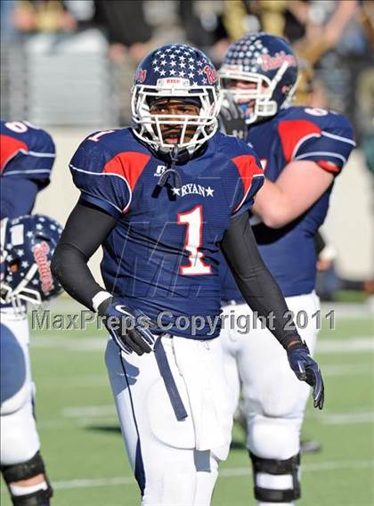 Thumbnail 3 in Ryan vs. Rider (4A Division 1 Region 1 Quarterfinals) photogallery.