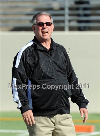 Thumbnail 2 in Ryan vs. Rider (4A Division 1 Region 1 Quarterfinals) photogallery.