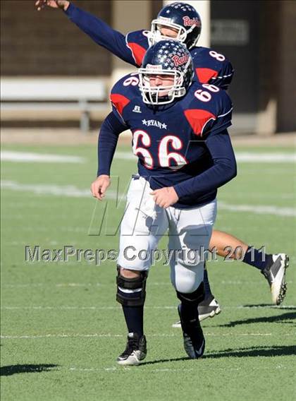 Thumbnail 1 in Ryan vs. Rider (4A Division 1 Region 1 Quarterfinals) photogallery.
