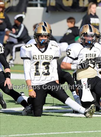 Thumbnail 2 in Ryan vs. Rider (4A Division 1 Region 1 Quarterfinals) photogallery.