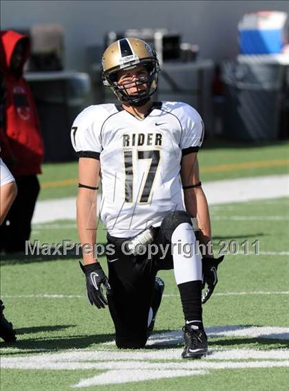 Thumbnail 2 in Ryan vs. Rider (4A Division 1 Region 1 Quarterfinals) photogallery.
