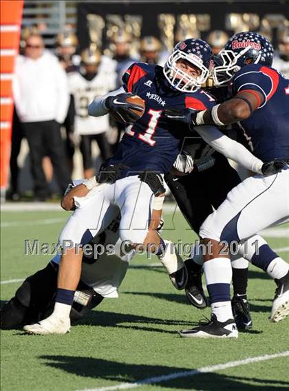 Thumbnail 2 in Ryan vs. Rider (4A Division 1 Region 1 Quarterfinals) photogallery.