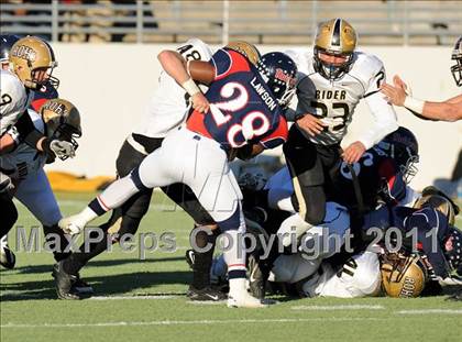 Thumbnail 3 in Ryan vs. Rider (4A Division 1 Region 1 Quarterfinals) photogallery.