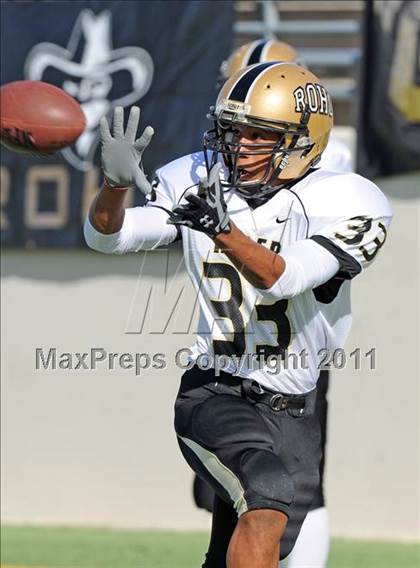 Thumbnail 2 in Ryan vs. Rider (4A Division 1 Region 1 Quarterfinals) photogallery.