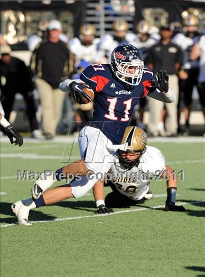 Thumbnail 3 in Ryan vs. Rider (4A Division 1 Region 1 Quarterfinals) photogallery.