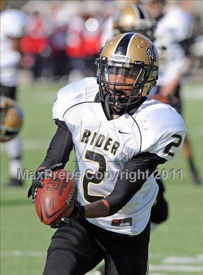 Thumbnail 2 in Ryan vs. Rider (4A Division 1 Region 1 Quarterfinals) photogallery.