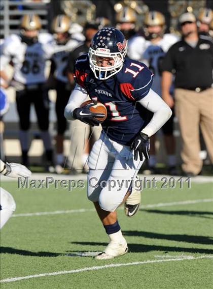 Thumbnail 2 in Ryan vs. Rider (4A Division 1 Region 1 Quarterfinals) photogallery.