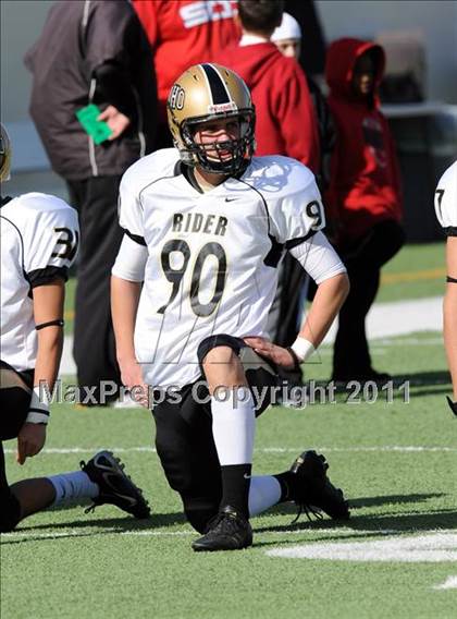 Thumbnail 3 in Ryan vs. Rider (4A Division 1 Region 1 Quarterfinals) photogallery.