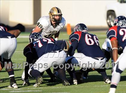 Thumbnail 2 in Ryan vs. Rider (4A Division 1 Region 1 Quarterfinals) photogallery.