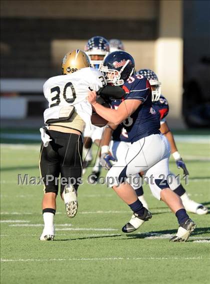 Thumbnail 1 in Ryan vs. Rider (4A Division 1 Region 1 Quarterfinals) photogallery.