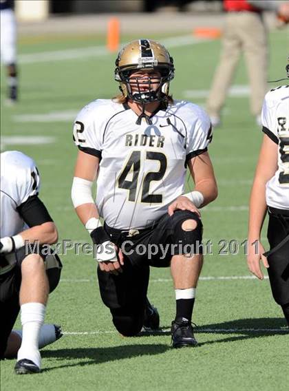 Thumbnail 2 in Ryan vs. Rider (4A Division 1 Region 1 Quarterfinals) photogallery.