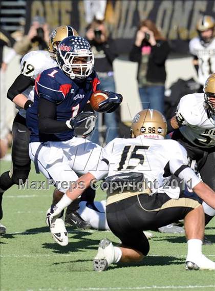 Thumbnail 3 in Ryan vs. Rider (4A Division 1 Region 1 Quarterfinals) photogallery.