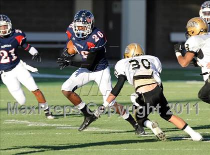 Thumbnail 2 in Ryan vs. Rider (4A Division 1 Region 1 Quarterfinals) photogallery.
