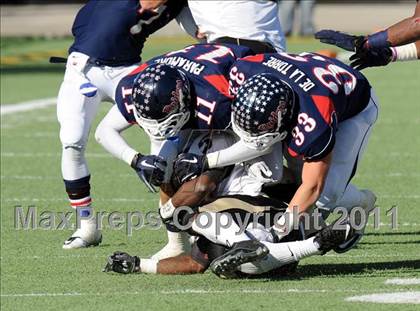 Thumbnail 3 in Ryan vs. Rider (4A Division 1 Region 1 Quarterfinals) photogallery.