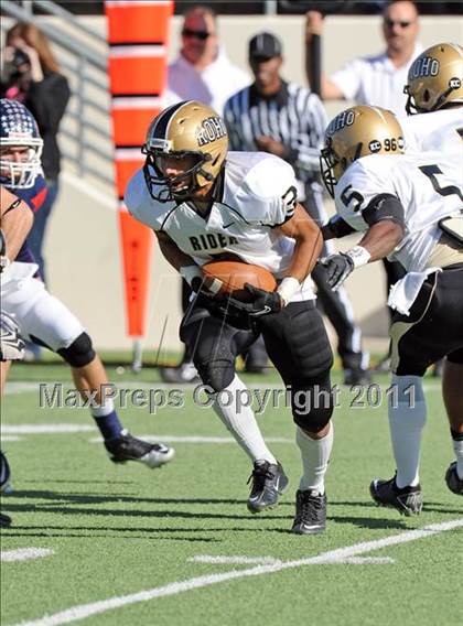 Thumbnail 3 in Ryan vs. Rider (4A Division 1 Region 1 Quarterfinals) photogallery.