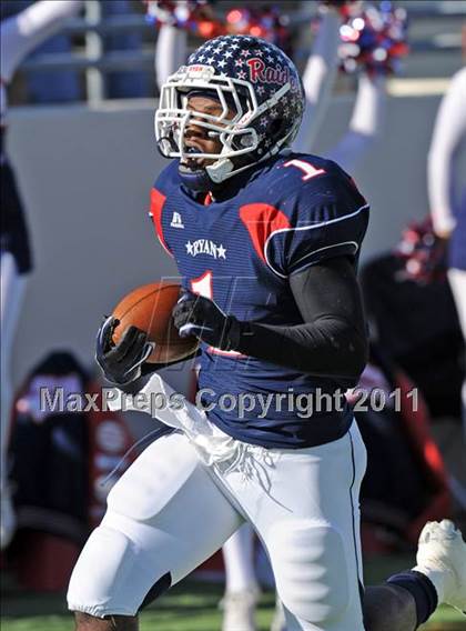 Thumbnail 1 in Ryan vs. Rider (4A Division 1 Region 1 Quarterfinals) photogallery.