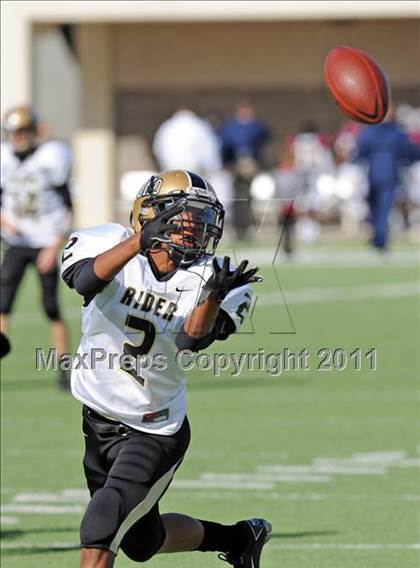 Thumbnail 1 in Ryan vs. Rider (4A Division 1 Region 1 Quarterfinals) photogallery.