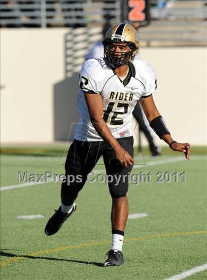 Thumbnail 3 in Ryan vs. Rider (4A Division 1 Region 1 Quarterfinals) photogallery.