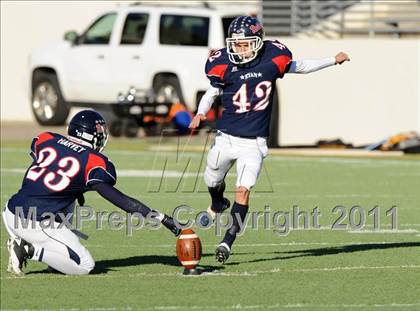 Thumbnail 1 in Ryan vs. Rider (4A Division 1 Region 1 Quarterfinals) photogallery.