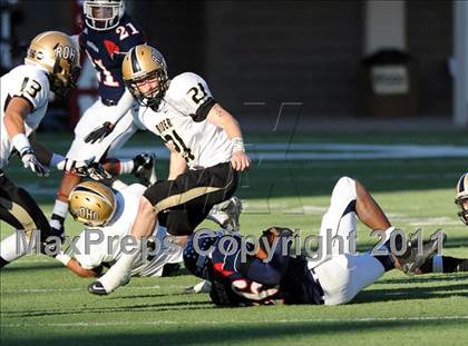 Thumbnail 2 in Ryan vs. Rider (4A Division 1 Region 1 Quarterfinals) photogallery.