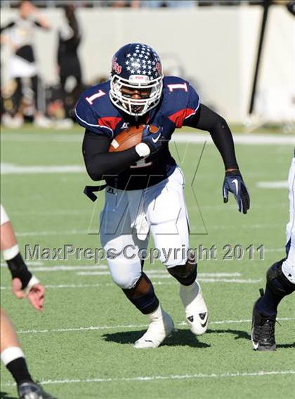Thumbnail 3 in Ryan vs. Rider (4A Division 1 Region 1 Quarterfinals) photogallery.