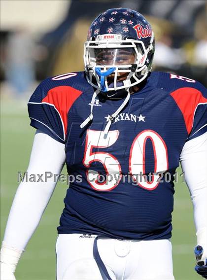 Thumbnail 3 in Ryan vs. Rider (4A Division 1 Region 1 Quarterfinals) photogallery.