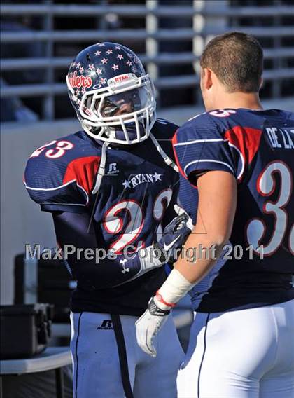 Thumbnail 2 in Ryan vs. Rider (4A Division 1 Region 1 Quarterfinals) photogallery.