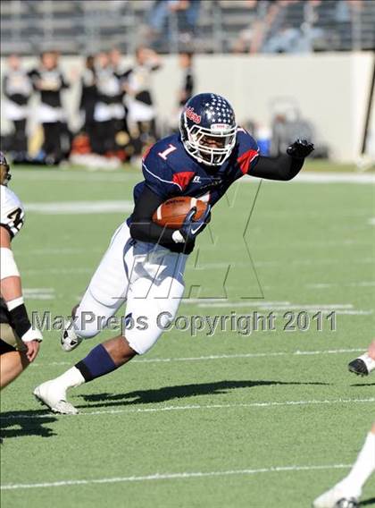 Thumbnail 3 in Ryan vs. Rider (4A Division 1 Region 1 Quarterfinals) photogallery.