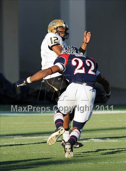 Thumbnail 3 in Ryan vs. Rider (4A Division 1 Region 1 Quarterfinals) photogallery.