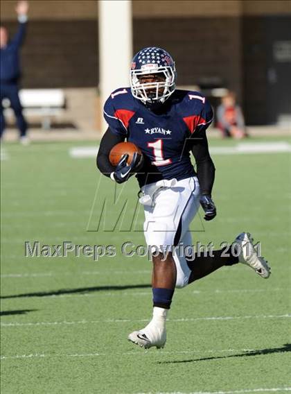 Thumbnail 1 in Ryan vs. Rider (4A Division 1 Region 1 Quarterfinals) photogallery.