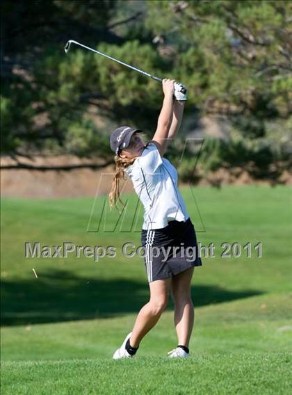 Thumbnail 2 in Pirate Golf Invitational photogallery.