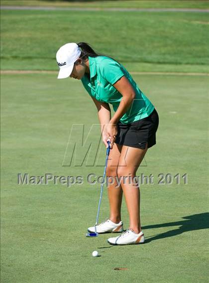 Thumbnail 2 in Pirate Golf Invitational photogallery.