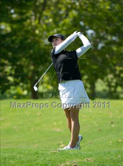 Thumbnail 3 in Pirate Golf Invitational photogallery.