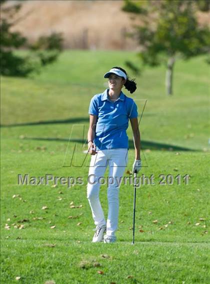 Thumbnail 2 in Pirate Golf Invitational photogallery.
