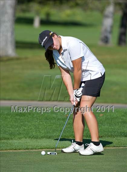 Thumbnail 3 in Pirate Golf Invitational photogallery.