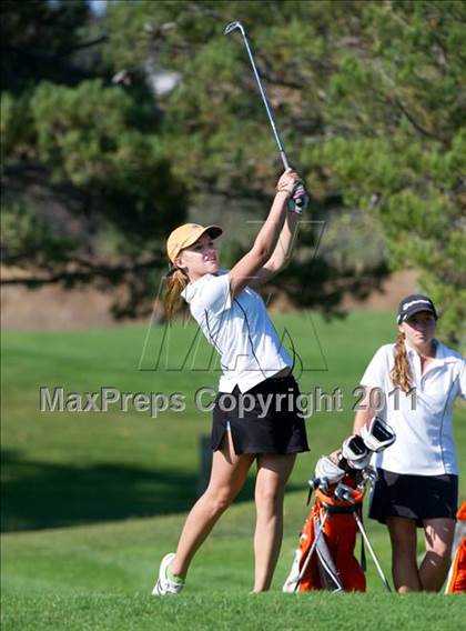 Thumbnail 2 in Pirate Golf Invitational photogallery.