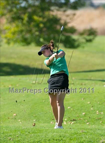 Thumbnail 2 in Pirate Golf Invitational photogallery.