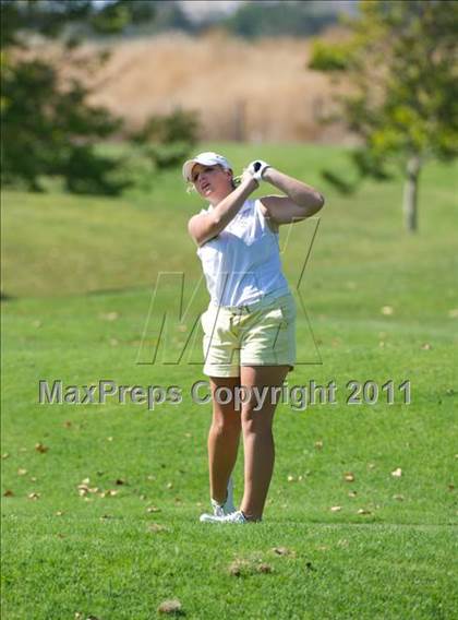Thumbnail 2 in Pirate Golf Invitational photogallery.