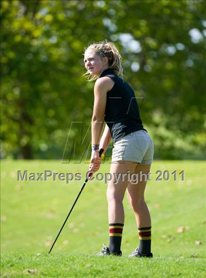 Thumbnail 3 in Pirate Golf Invitational photogallery.