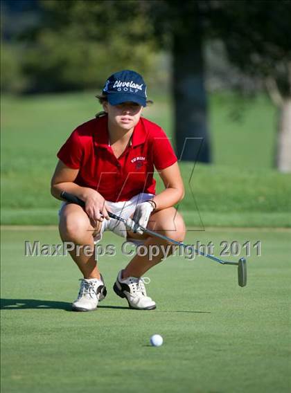 Thumbnail 2 in Pirate Golf Invitational photogallery.