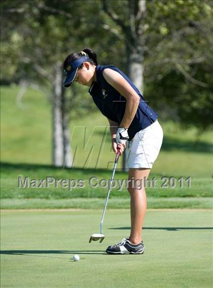 Thumbnail 2 in Pirate Golf Invitational photogallery.