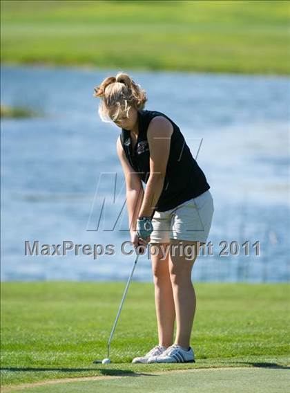 Thumbnail 3 in Pirate Golf Invitational photogallery.